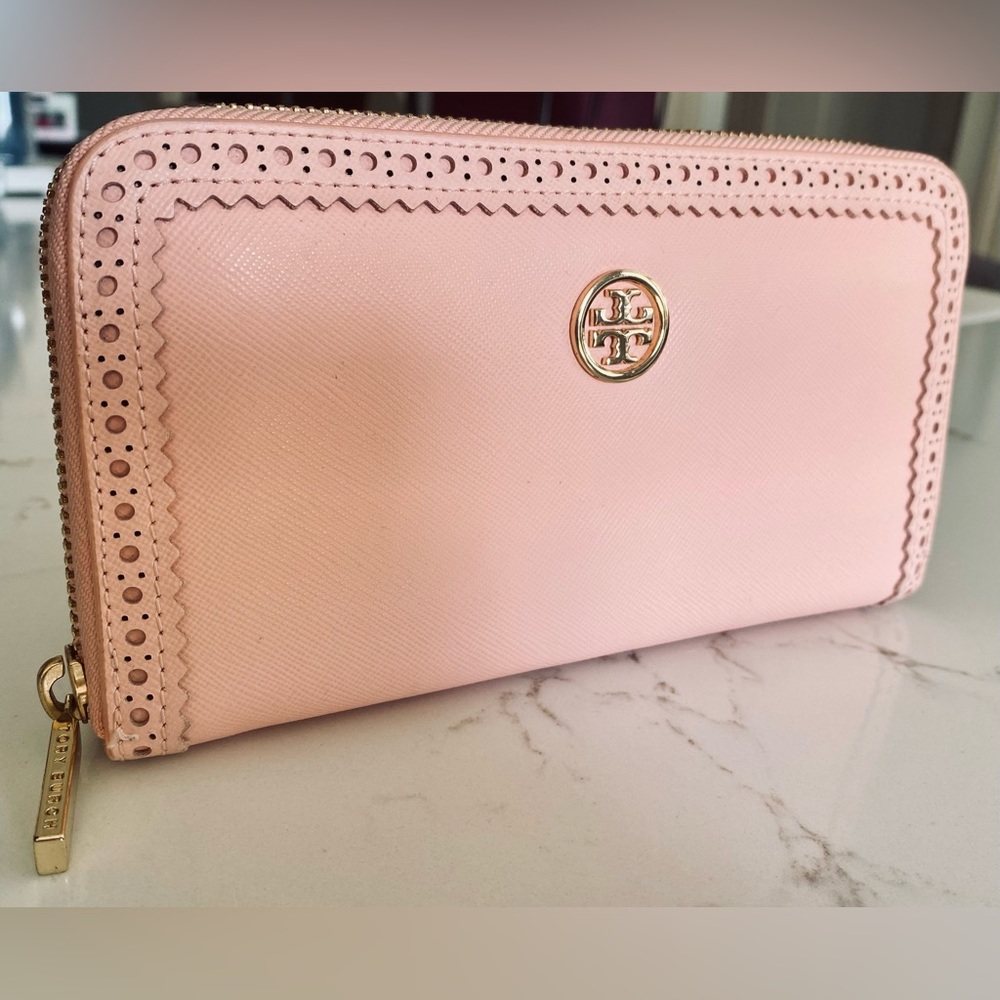 Tory Burch Robinson wallet